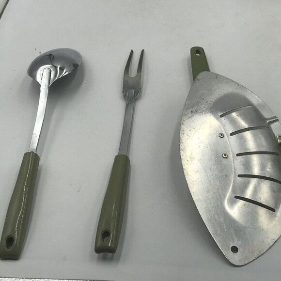 Vintage Chromium Plated Ekco USA Kitchen Utensil Lot Avocado Green Campbells S&P - Picture 11 of 12
